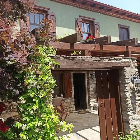 Premium Stone House * Vrasná