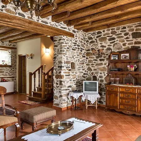 Premium Stone House Casa de Férias Vrasná